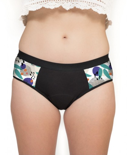 CULOTTE MENSTRUELLE LEAVES STORY